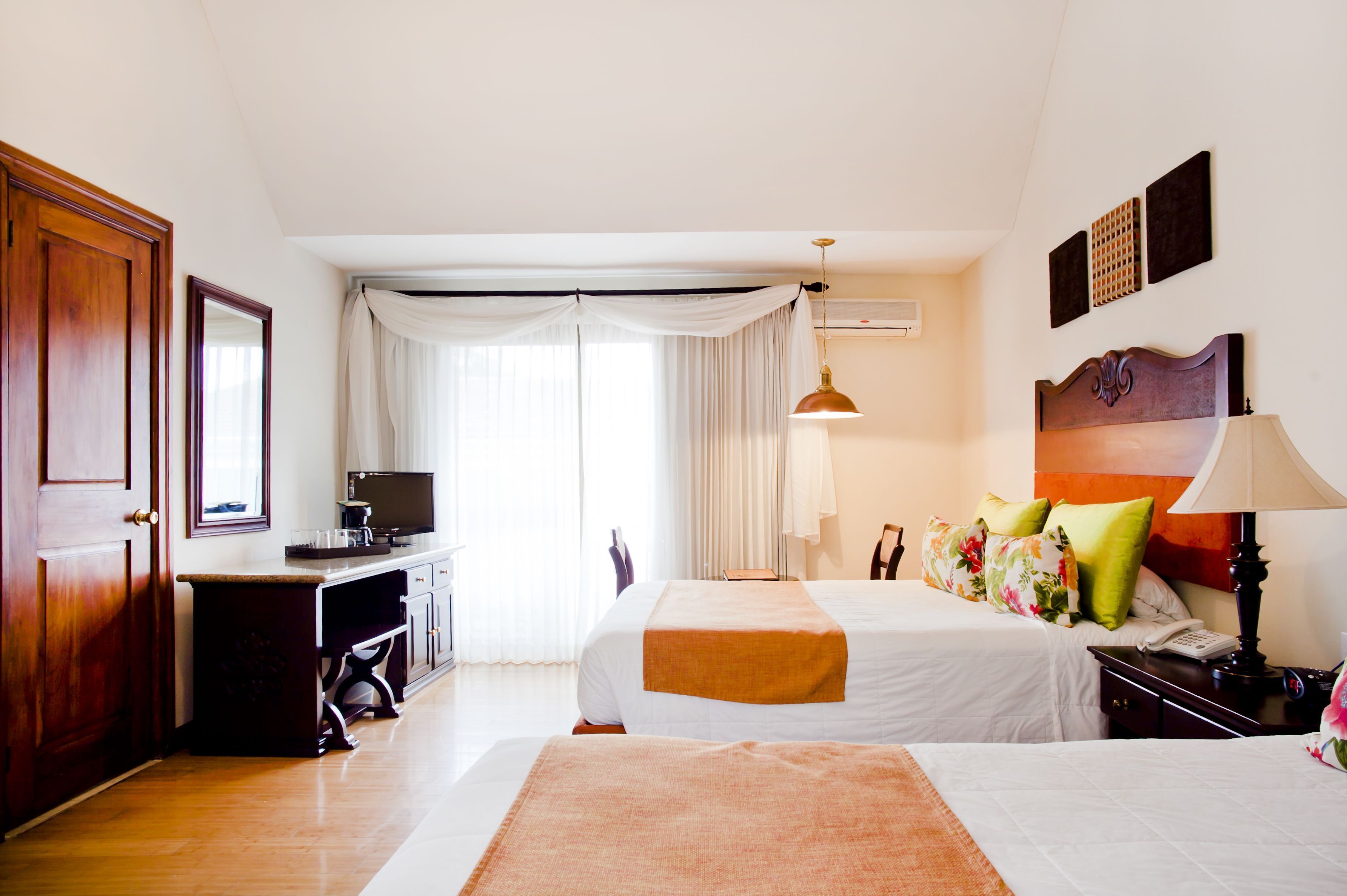 In-room safe, desk, blackout drapes, free WiFi