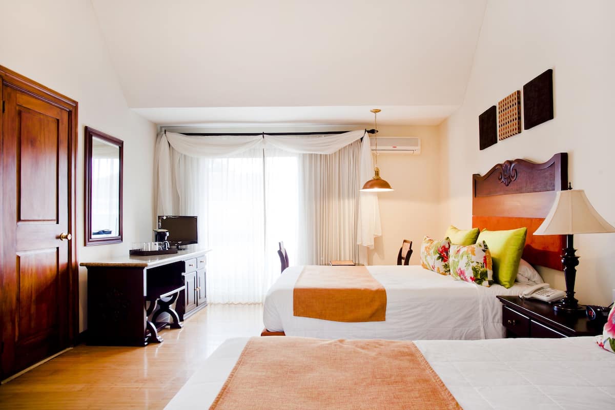 In-room safe, desk, blackout drapes, free WiFi