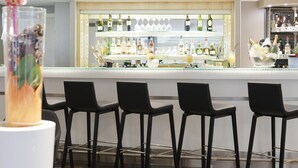 Bar (on property) - Novotel Geneve Centre (Geneva)
