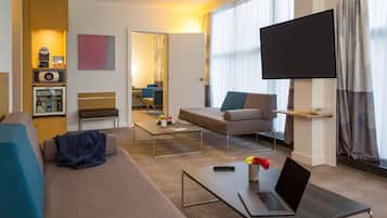 Suite Supérieure, 1 grand lit et 1 canapé-lit