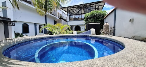 Hotel Santo Tomás