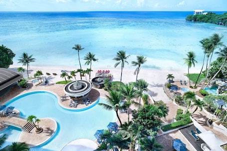 2 piscinas al aire libre (de 10:00 a 20:00), sombrillas, tumbonas. The Westin Resort Guam