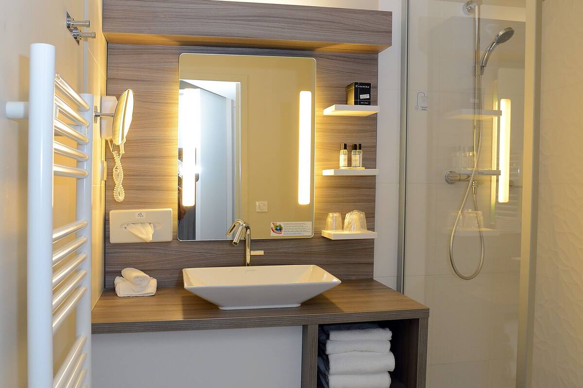 free toiletries, hair dryer, towels