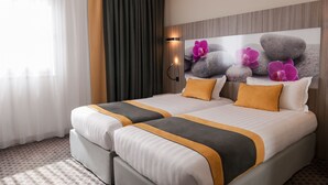 Unclassified image, 3 of 36, button - Logis Hôtel Le Parc de Geoffroy (Thiers)