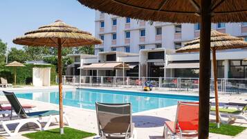 Seasonal outdoor pool