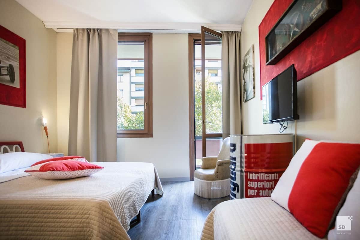 Down duvets, minibar, in-room safe, desk