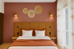 Superior Room, 1 Queen Bed | Premium bedding, Select Comfort beds, minibar, in-room safe