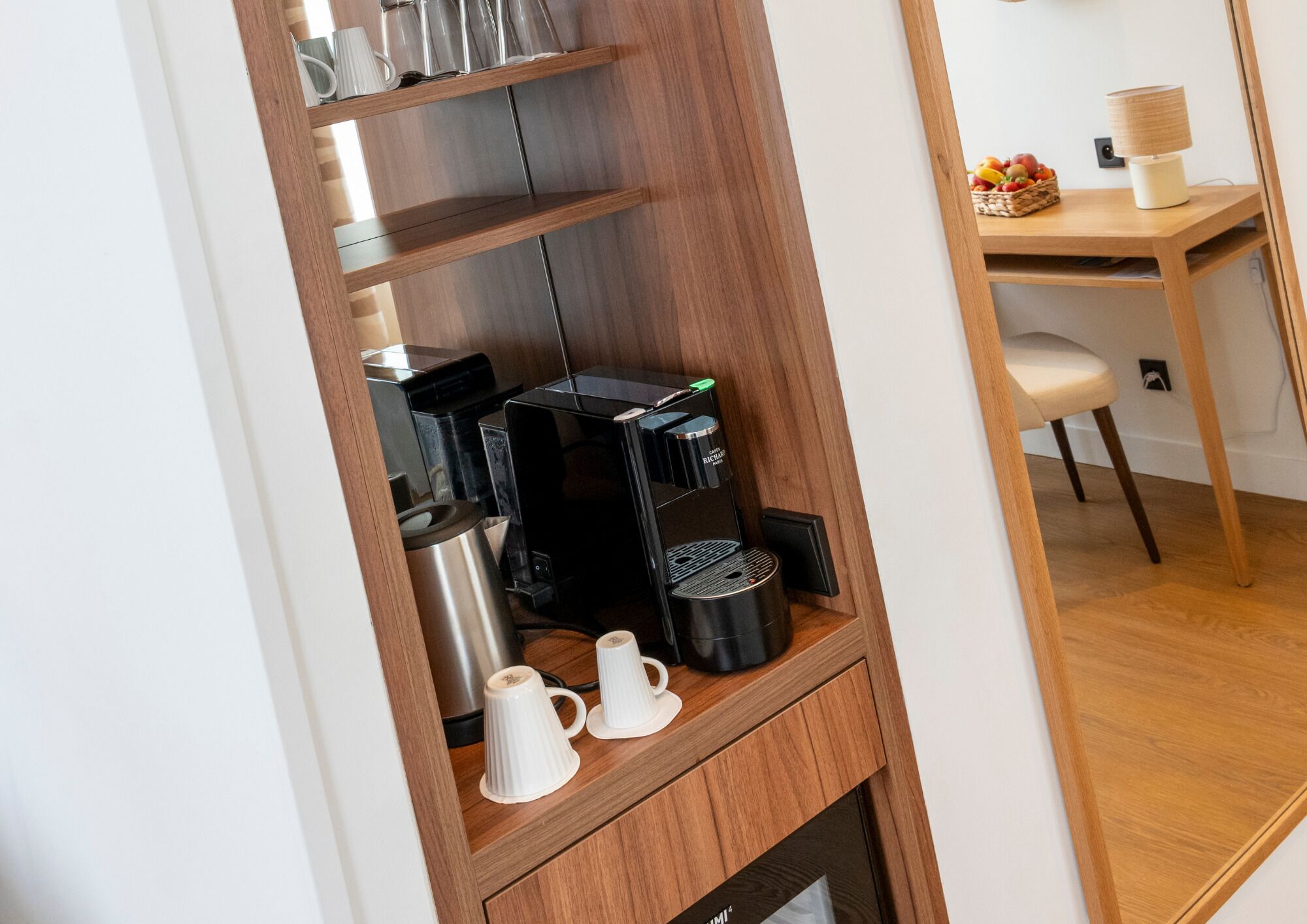 junior suite, 1 bedroom, city view | coffee and/or coffee maker