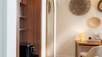 Ropa de cama de alta calidad, camas Select Comfort y minibar