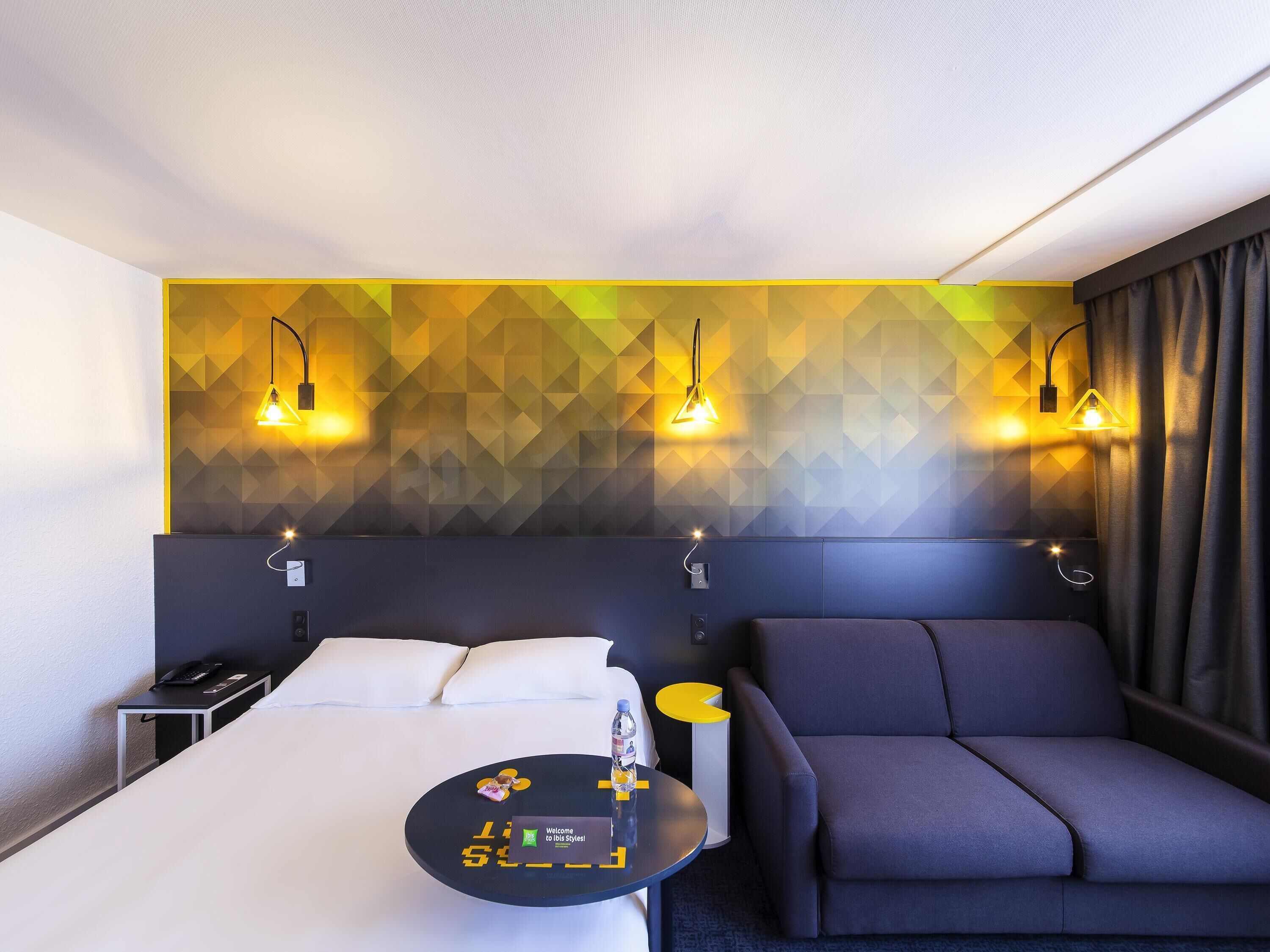 Room, 1 Double Bed with Sofa bed | Individually furnished, laptop workspace, blackout curtains