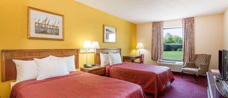 Safe på rommet, skrivebord, wi-fi (inkludert) og sengetøy