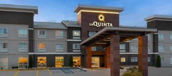 La Quinta Inn & Suites by Wyndham Fayetteville