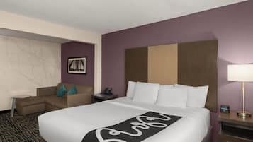 Deluxe Room, 1 King Bed, Non Smoking