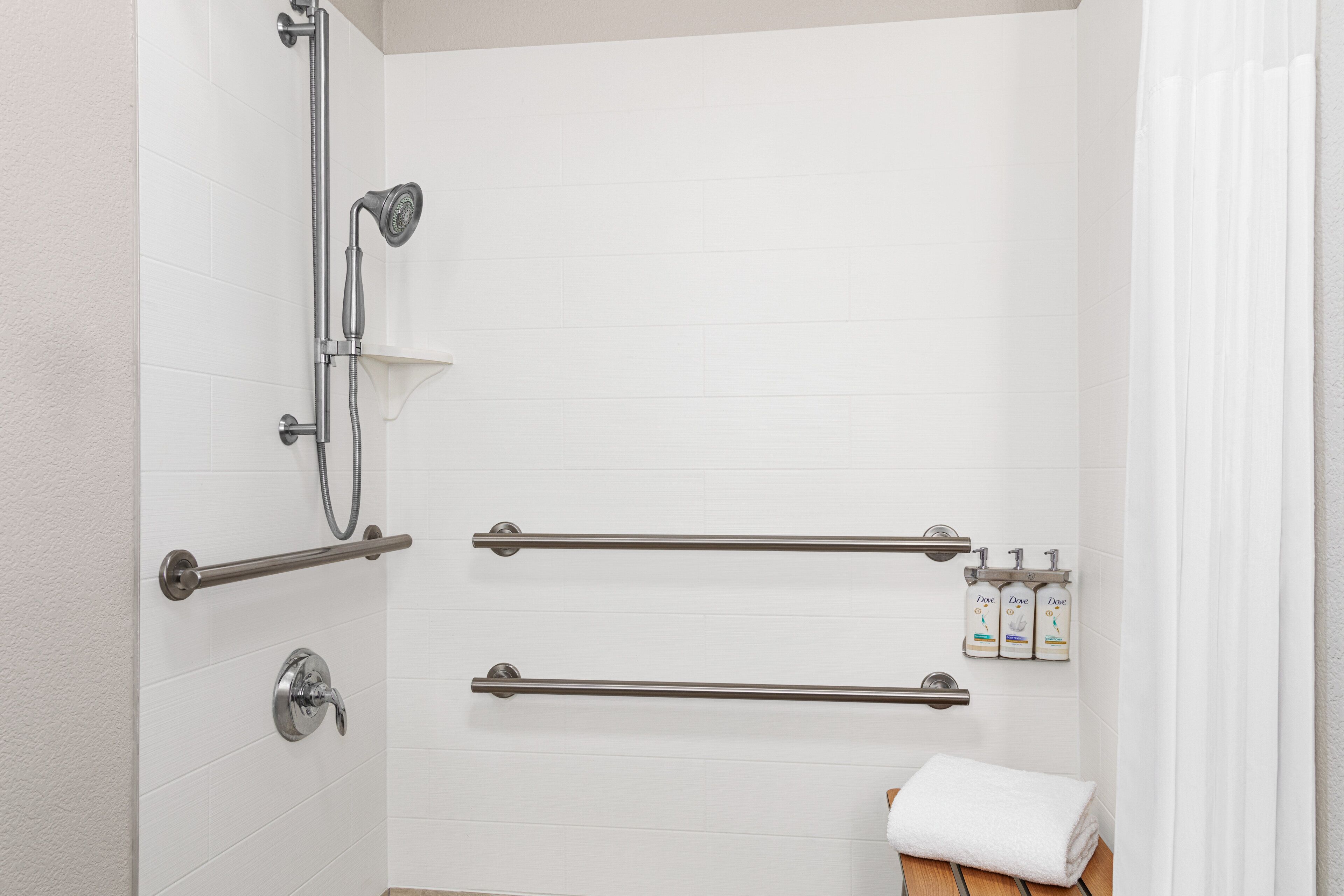 1 bedroom, in-room safe, desk, blackout curtains