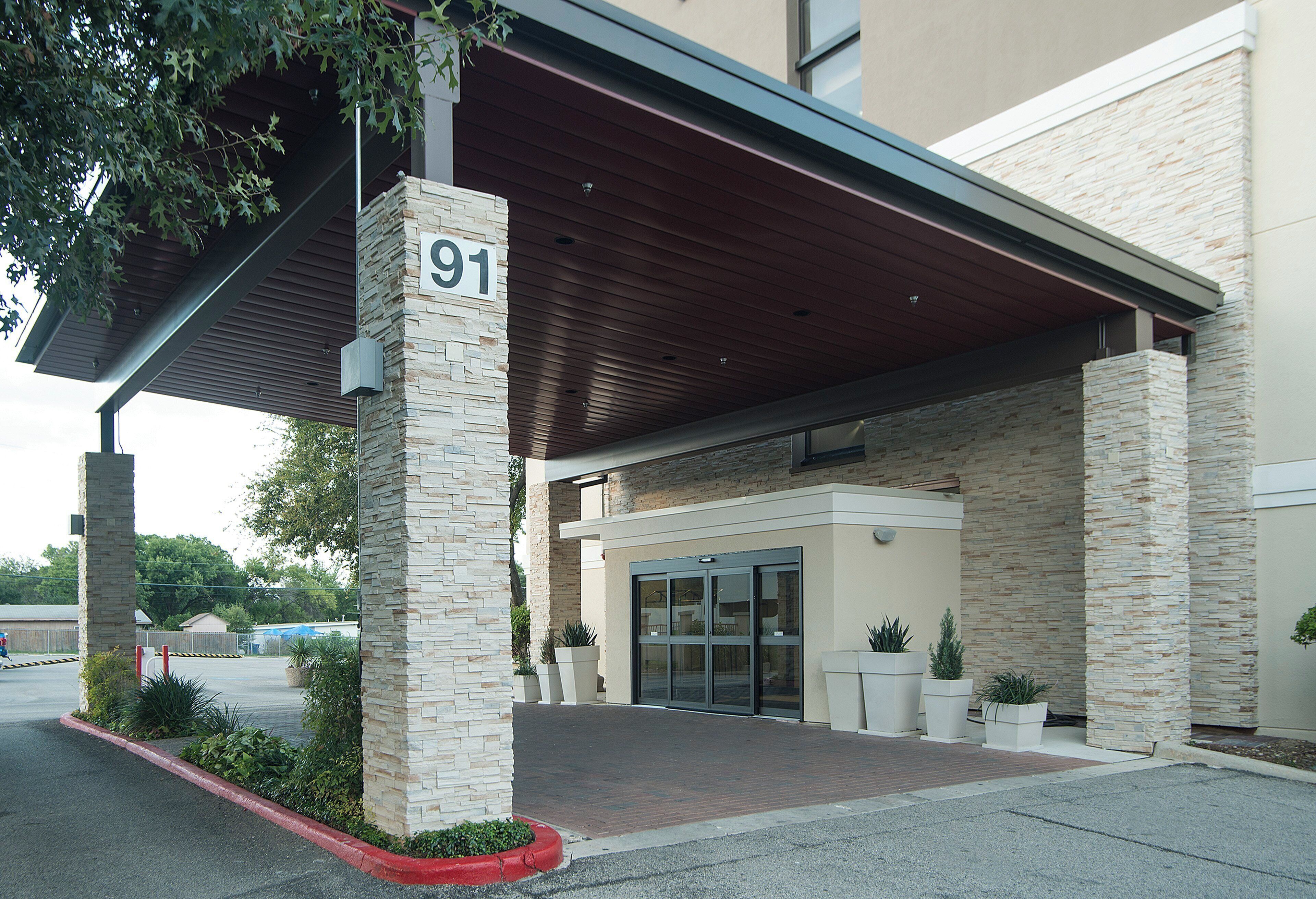 Photo - Holiday Inn Express San Antonio-Airport by IHG