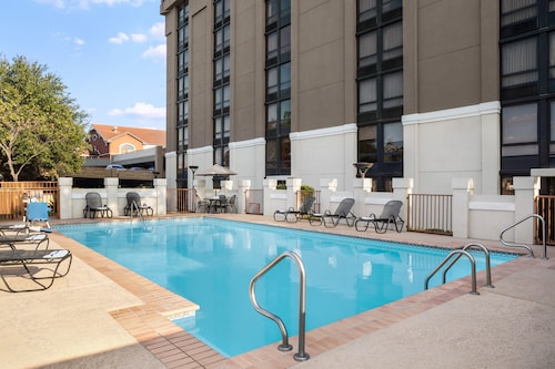 Holiday Inn Express San Antonio-Airport by IHG