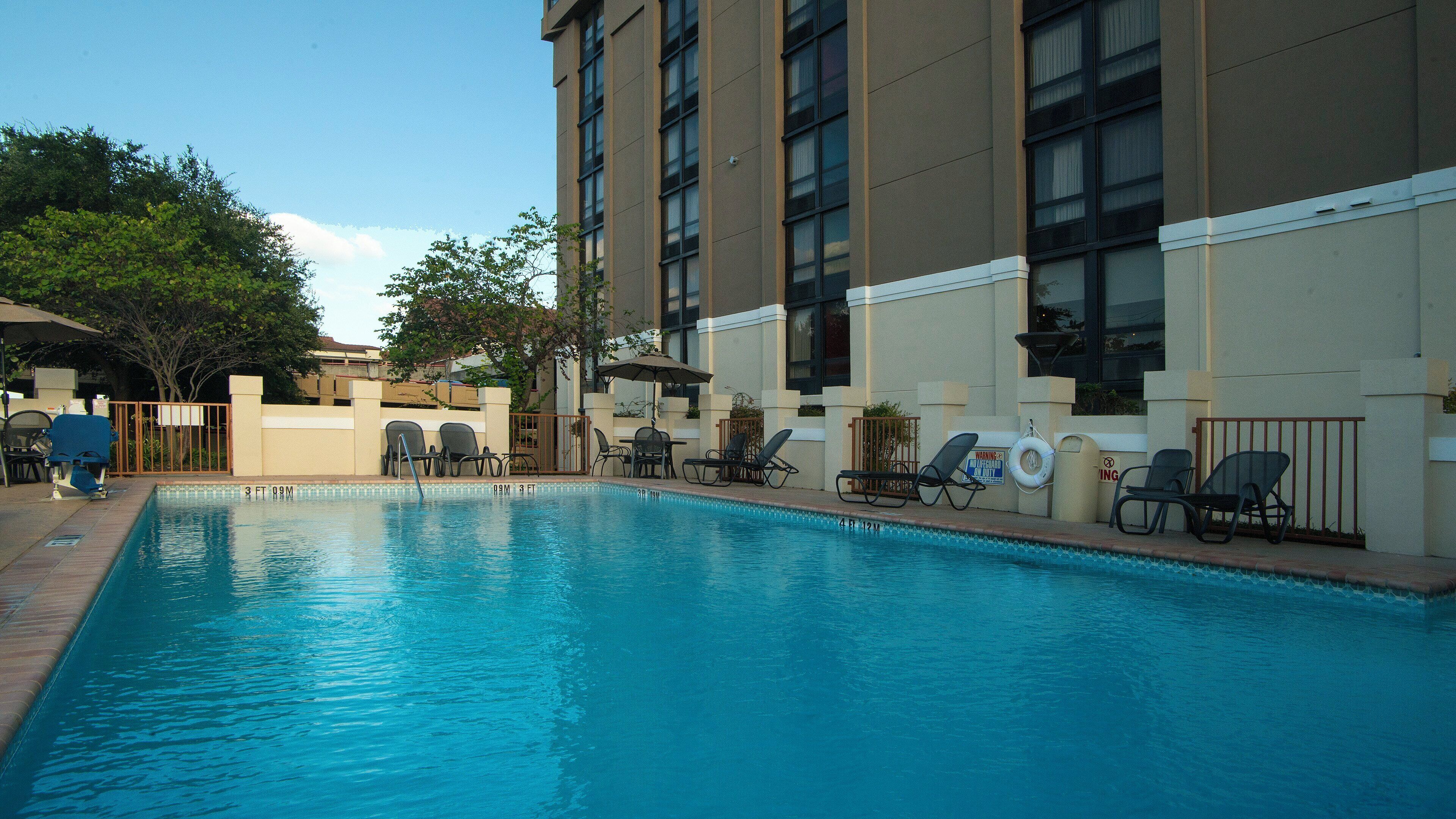 Photo - Holiday Inn Express San Antonio-Airport by IHG