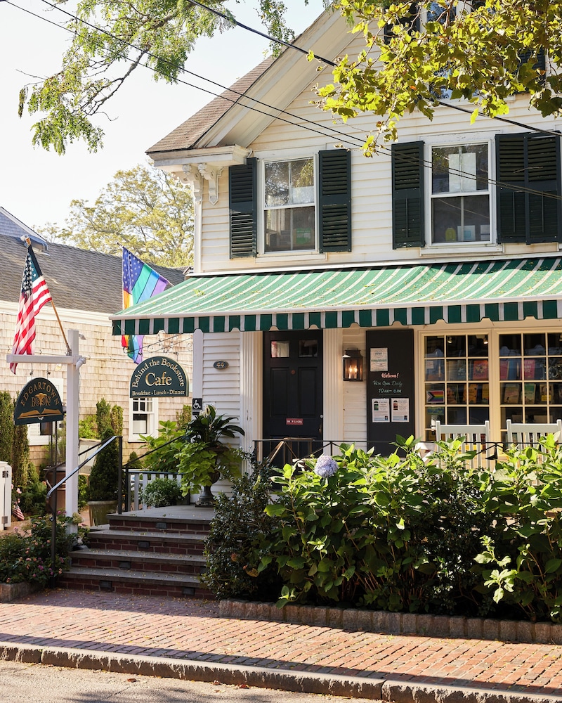 Faraway Martha's Vineyard by null
