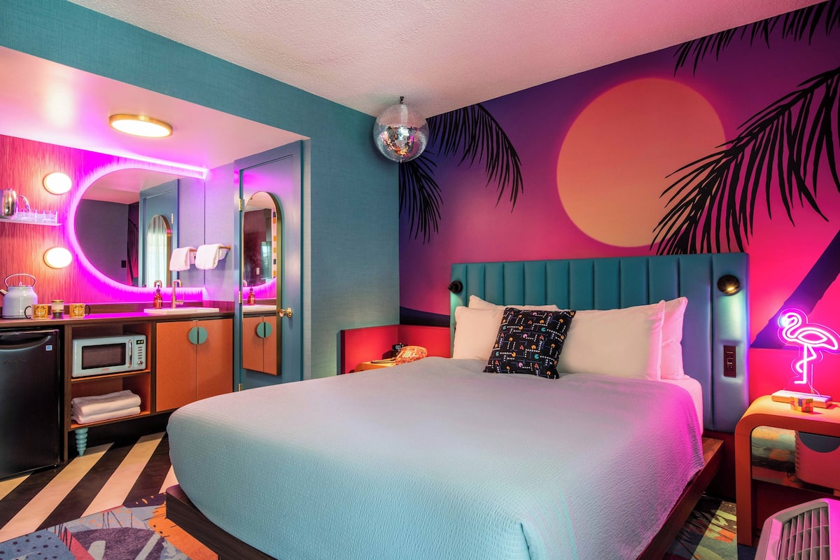 1 habitación, decoración personalizada y muebles diferentes