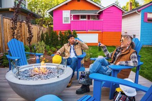 BBQ/picnic area - Hotel Zed Victoria (Victoria)