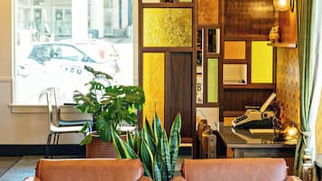 Sala de estar en el lobby