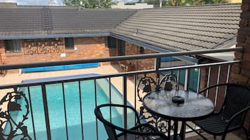 Standard Room, 1 Queen Bed, Non Smoking, Balcony (Standard Queen Room) | Balcony view