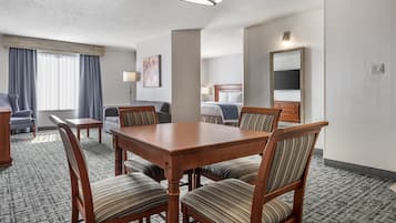 Memory foam beds, in-room safe, blackout drapes, soundproofing