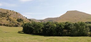 Superior-Zweibettzimmer, Hügelblick | Blick auf die Berge