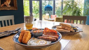 Daily full breakfast for a fee - Hollin House Hotel (Macclesfield)
