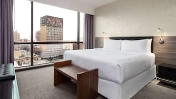 Ropa de cama de alta calidad y camas con pillow-top