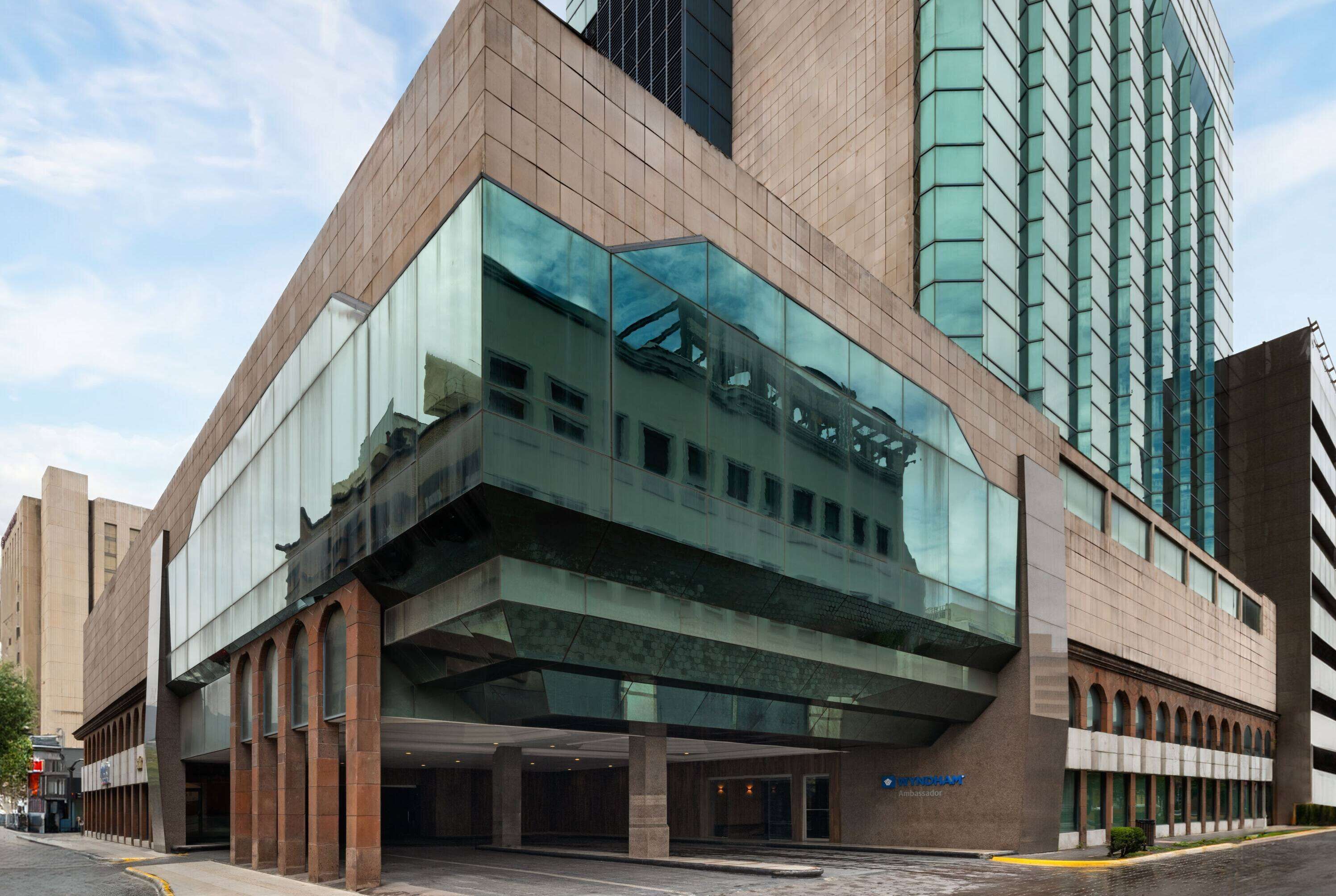 Photo - Wyndham Monterrey Ambassador Centro