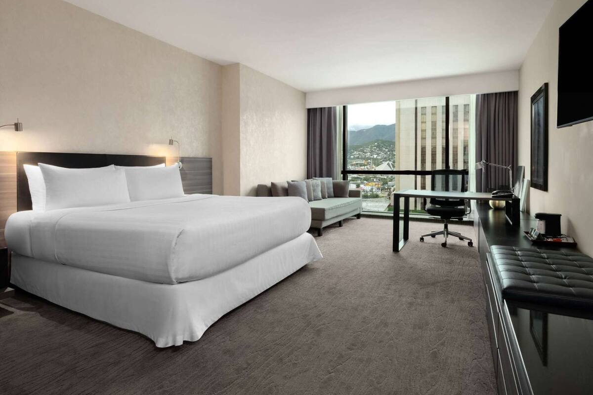 Premium bedding, pillowtop beds, in-room safe, desk