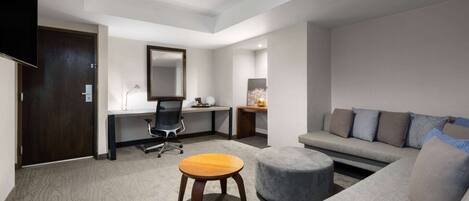 Perhesviitti, 2 keskisuurta parisänkyä, tupakointi kielletty | Ylelliset vuodevaatteet, pillowtop-patjalliset sängyt