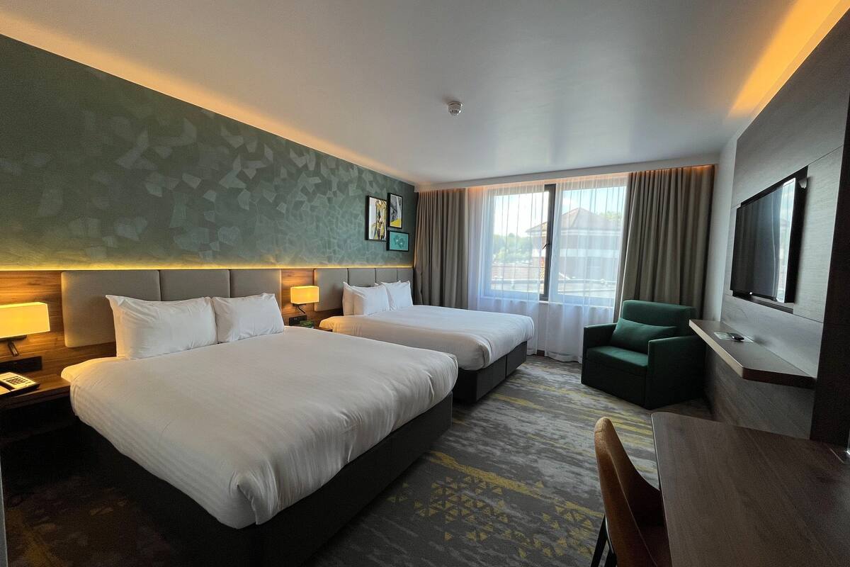 1 bedroom, desk, iron/ironing board, free cots/infant beds