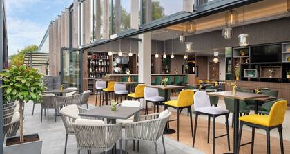 Holiday Inn London Gatwick - Worth by IHG