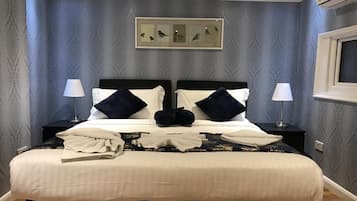 In-room safe, individually furnished, laptop workspace, blackout drapes