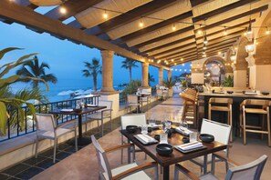 4 bars/lounges, 2 poolside bars, swim-up bar