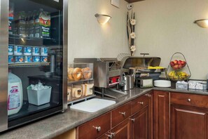 Free daily buffet breakfast