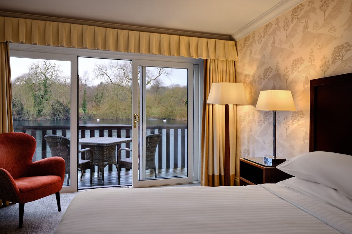 superior room, 1 king bed, balcony, lake view | lake view