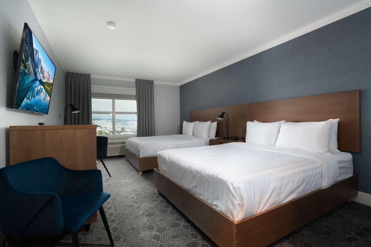 1 bedroom, premium bedding, pillowtop beds, in-room safe
