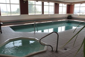 Indoor pool, pool loungers