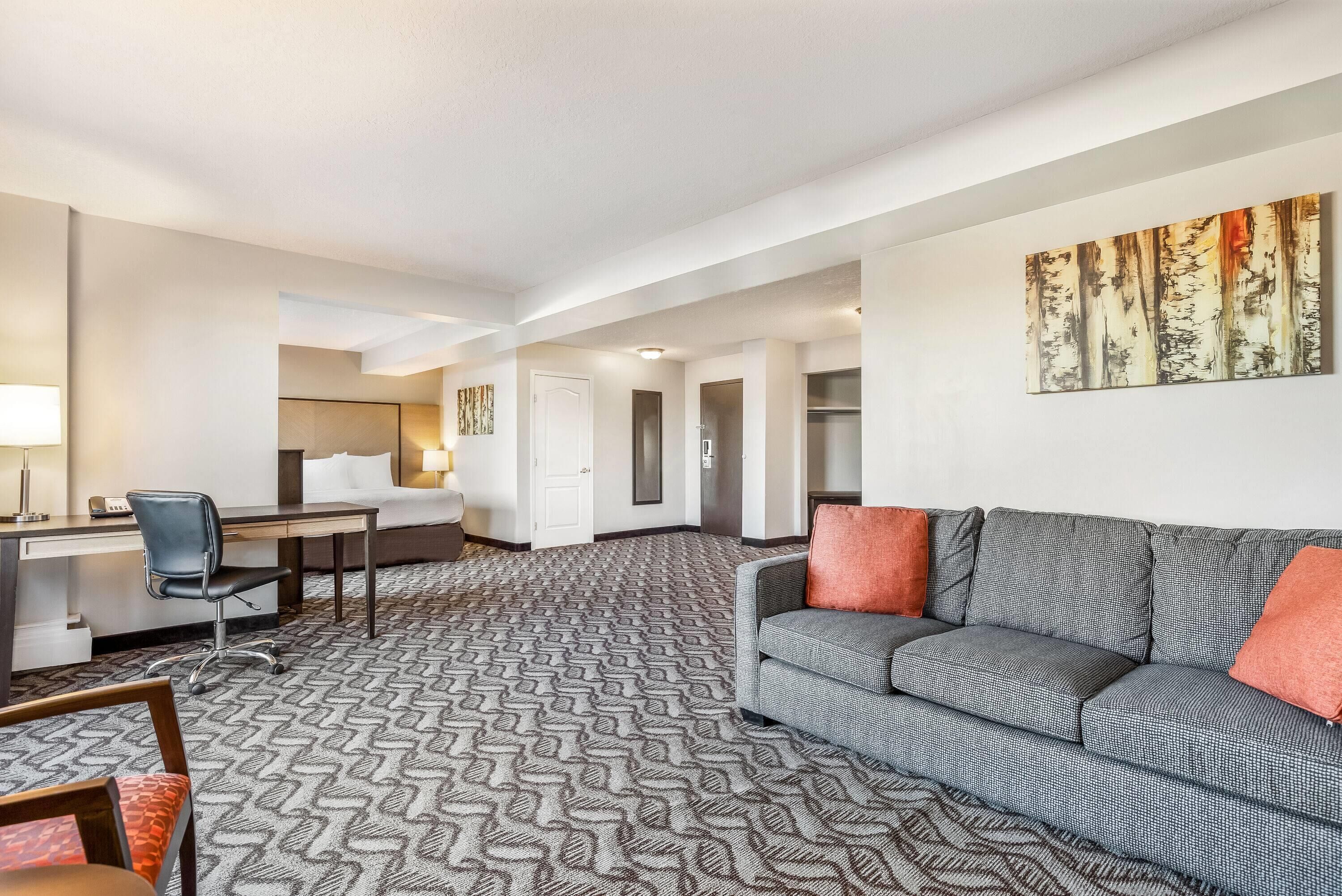 Estudi en suite, 1 llit de matrimoni gran, no fumadors, balcó | 2 dormitoris, roba de llit d'alta qualitat i matalassos Tempur-Pedic 