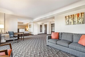 Studio Suite, 1 King Bed, Non Smoking, Balcony