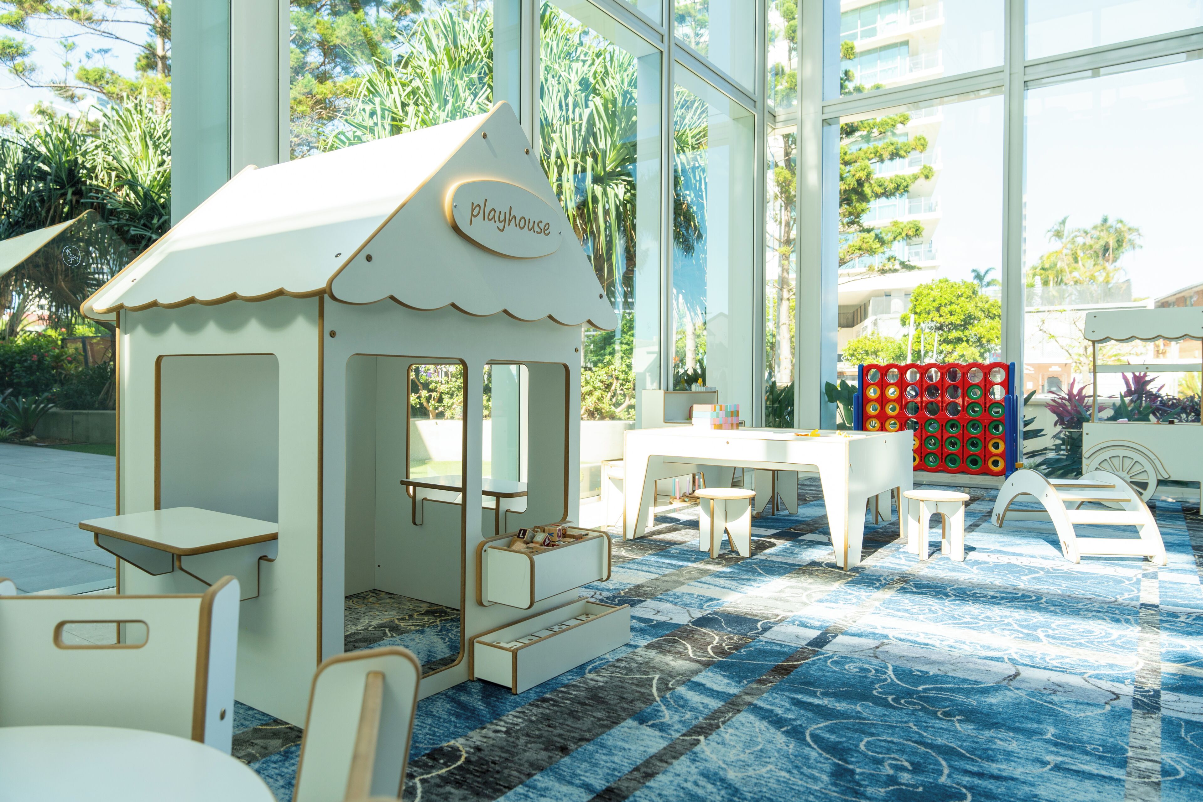 子供用の遊び場 - 屋内