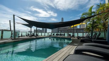 2 outdoor pools, open 6:00 AM to 9:00 PM, sun loungers