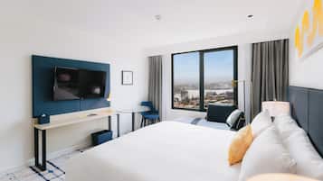 Habitación Premium, 1 cama King size, vista a la montaña | Ropa de cama de alta calidad y minibar