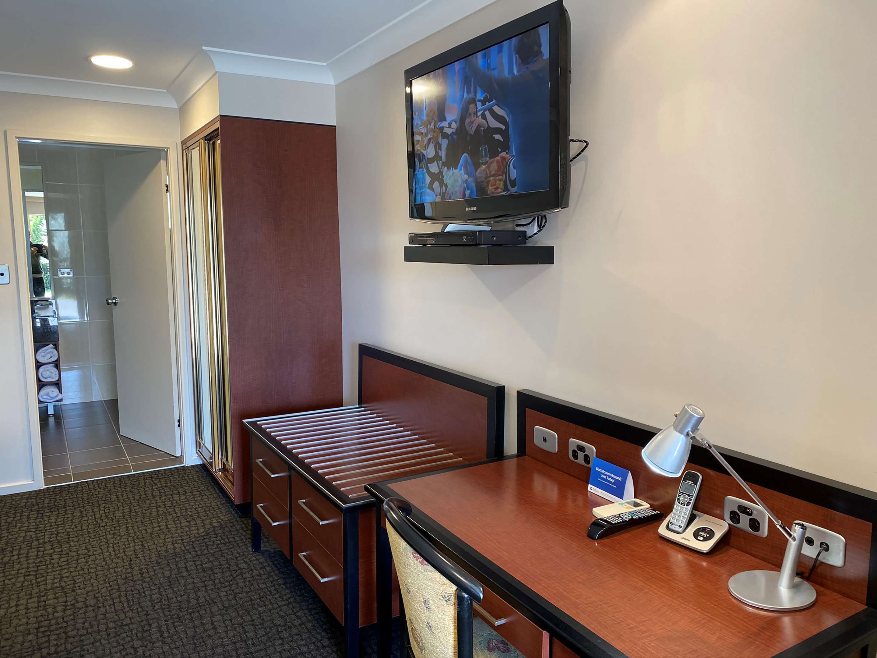 deluxe room, multiple beds, non smoking, microwave | room amenity