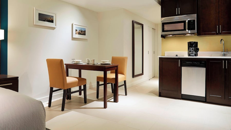 Residence Inn by Marriott Montreal Downtown