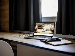 Superior Room, 1 Double Bed - ibis Zurich Adliswil (Adliswil)