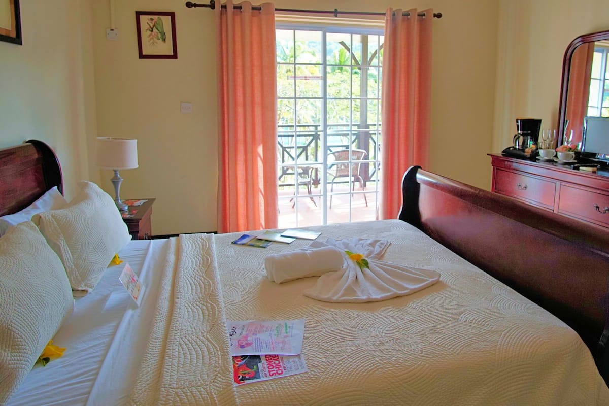 Down duvets, in-room safe, blackout curtains, iron/ironing board